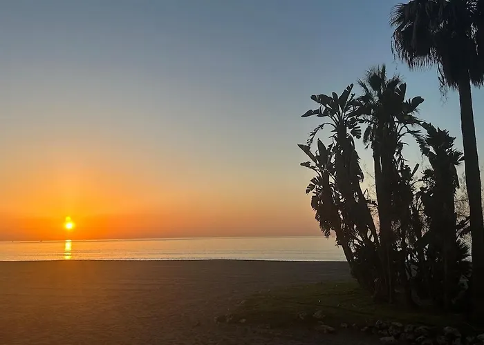 2 Bed Centre Next To The Beach! Estepona