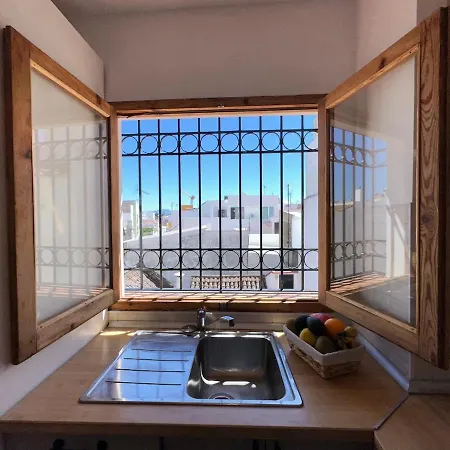 2 Bed Centre Next To The Beach! Апартаменты Эстепона
