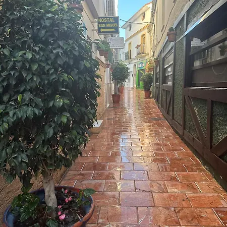 Apartment 2 Bed Centre Next To The Beach! Estepona