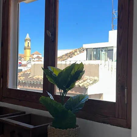 2 Bed Centre Next To The Beach! Апартаменты Эстепона