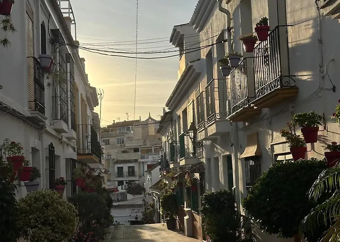 Apartment 2 Bed Centre Next To The Beach! Estepona