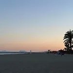 2 Bed Centre Next To The Beach! Apartmán